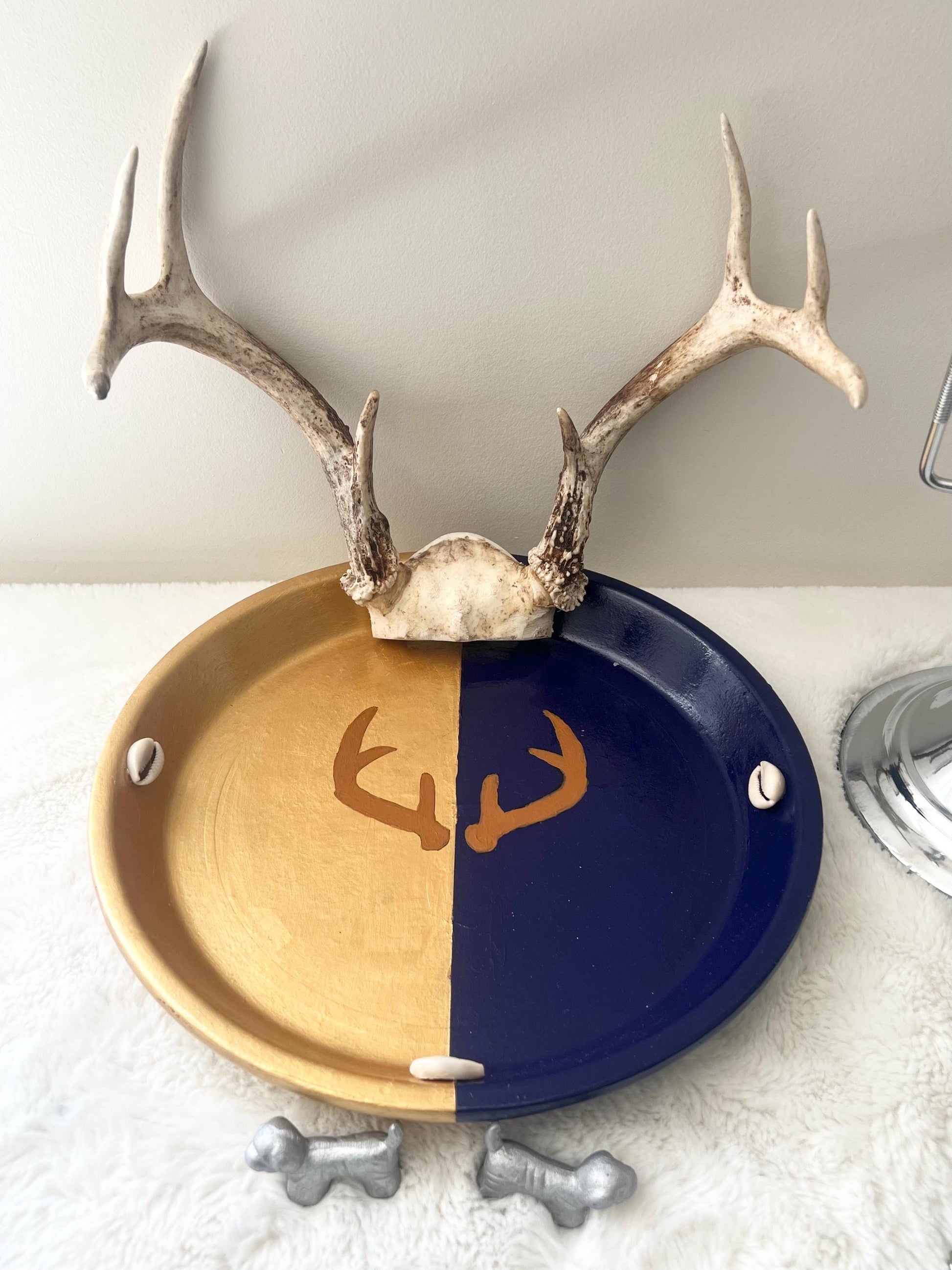 Ochosi Set with Deer Antlers, Tools, and Decorated Plate