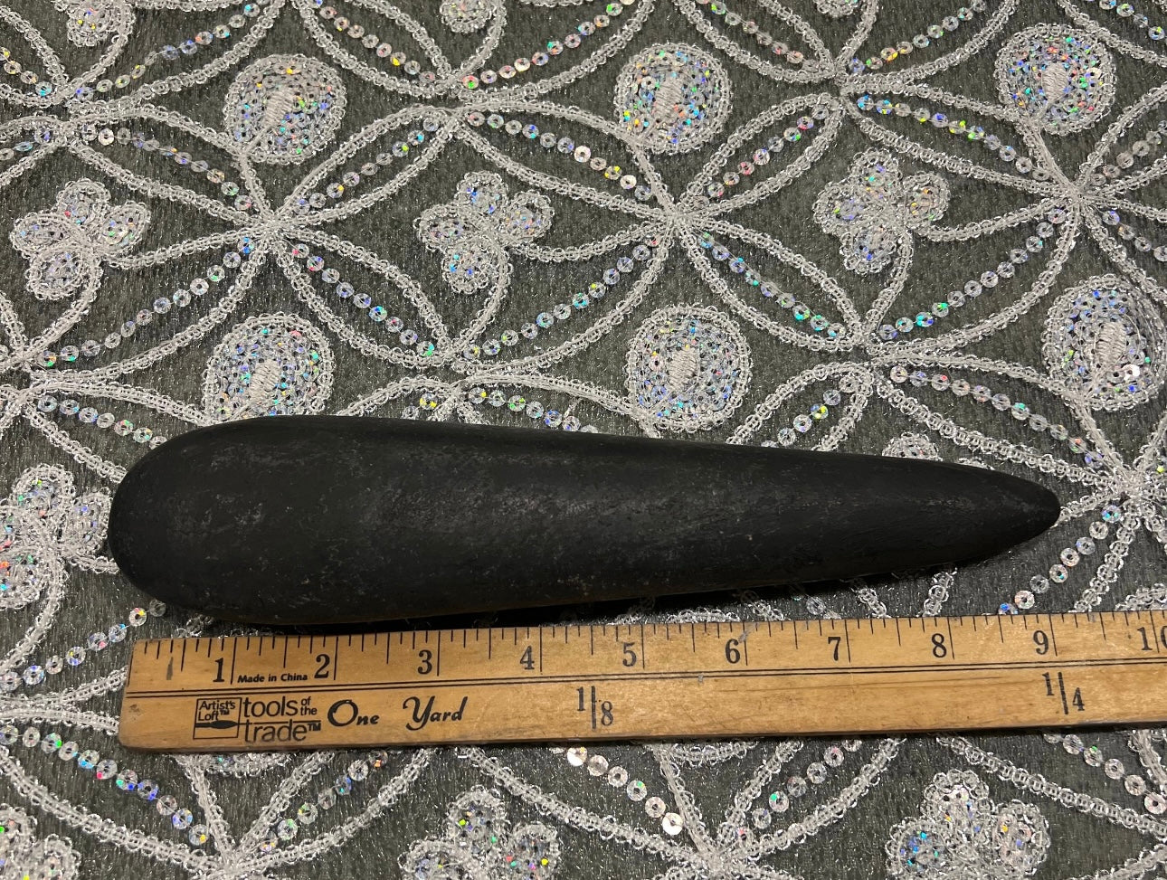Piedra de Rayo Negra