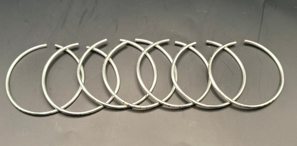 Set de Manilla de Yemaya Plata Fina .999 8 gauge - Gruesor tradicional/Yemaya Bangle Set in Fine Silver .999 8 gauge - traditional thickness