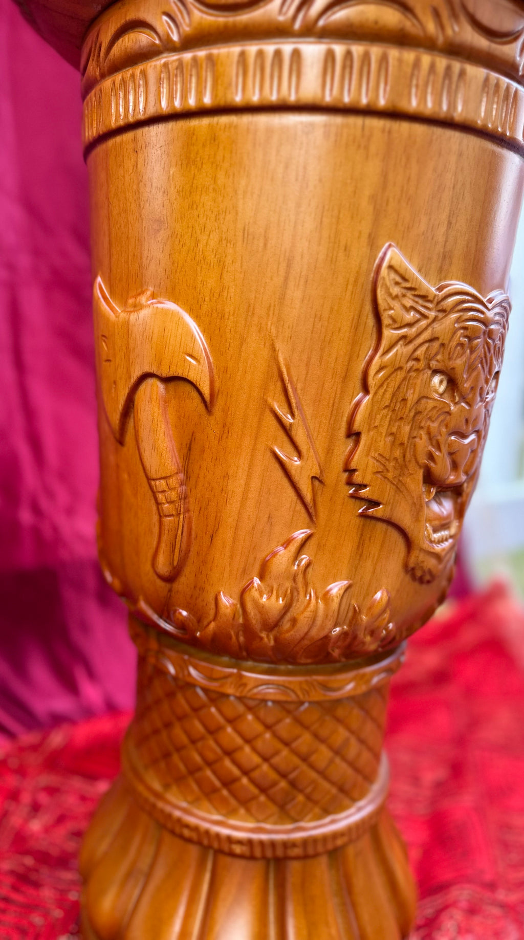Set Batea y Pilon Para Chango Grande con Edu Ara/ Large Wooden Batea and Stand (Pilon) set for Shango with Edu Ara