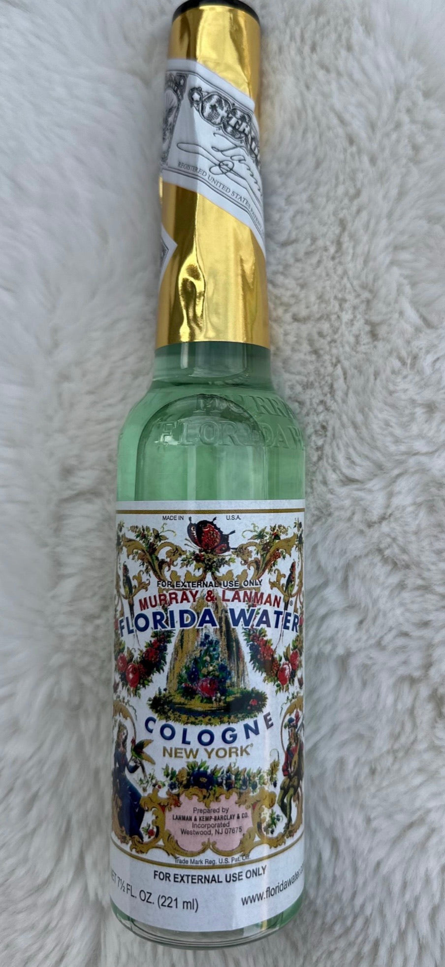 Aguas y Colonias Espirituales / Spiritual Waters and Perfumes