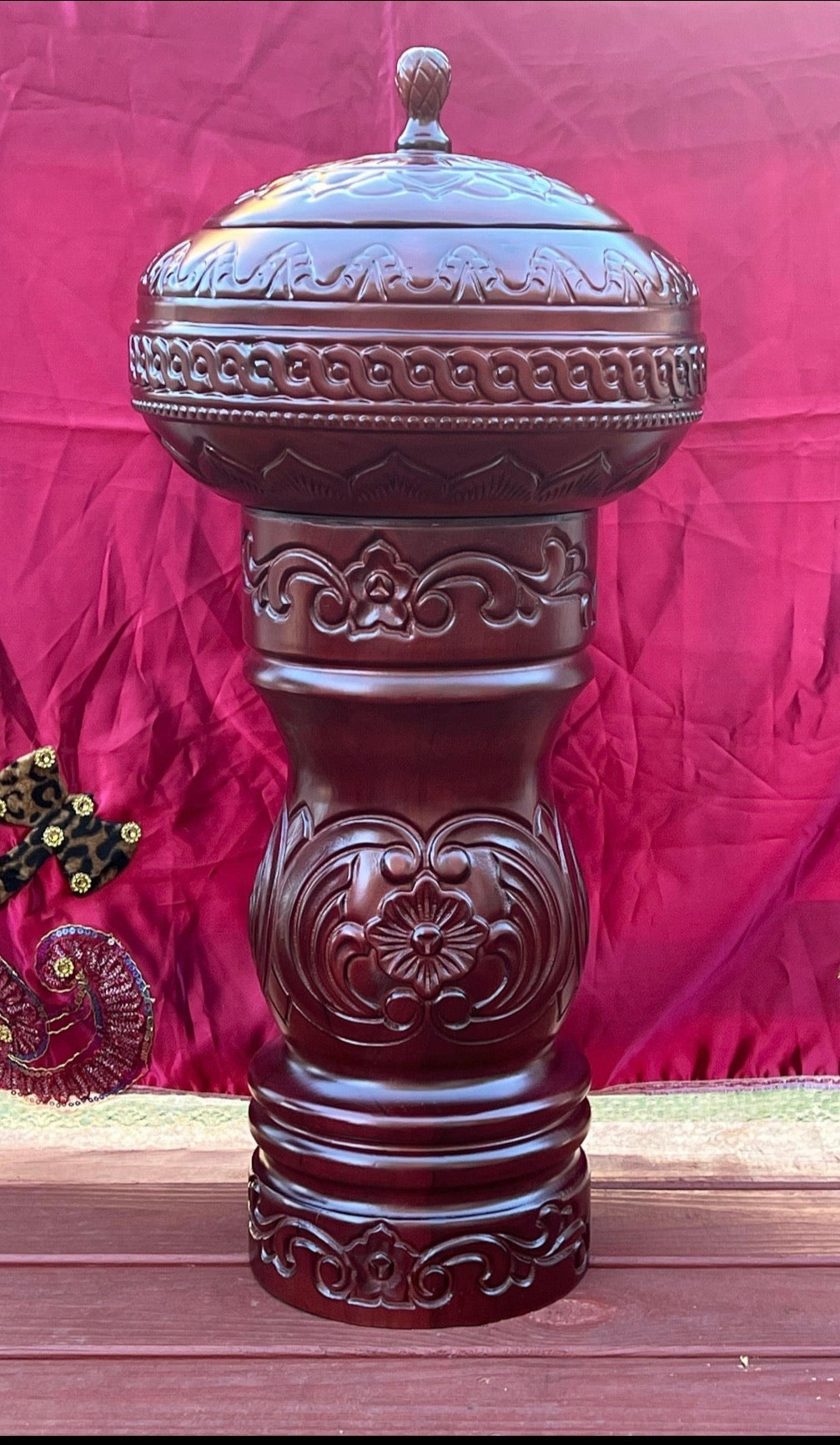 Batea y Pilon Para Chango / Wooden Batea and Stand (Pilon) for Shango