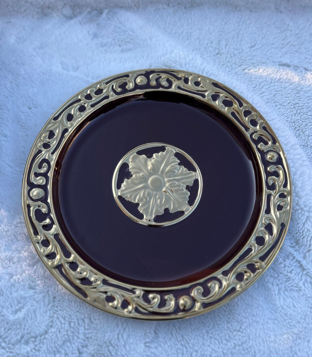 Tinajas de Ceramica Para Orishas con Plato / Tureens for Orisha with Decorative Plates