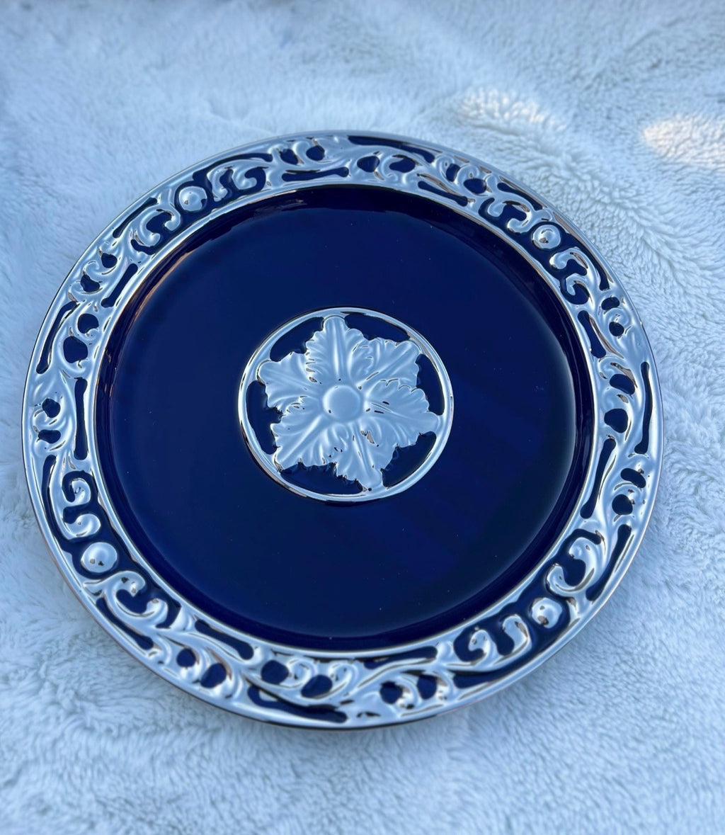 Tinajas de Ceramica Para Orishas con Plato / Tureens for Orisha with Decorative Plates