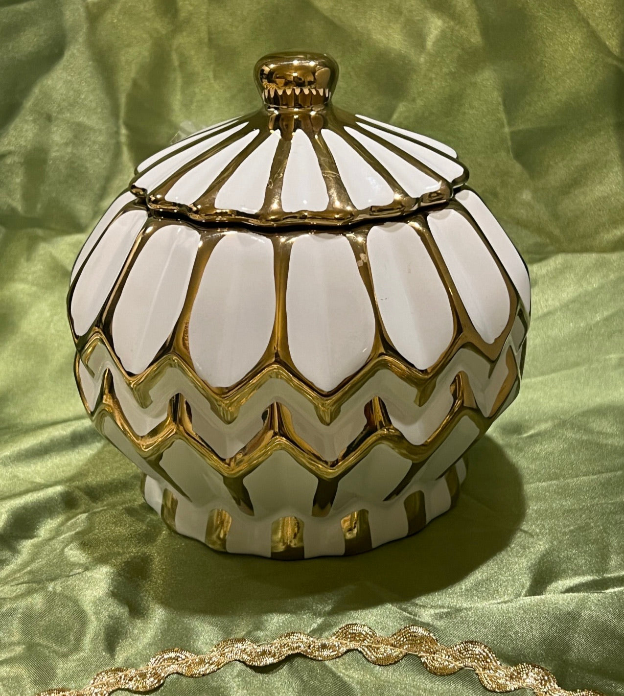 Tinajas de Ceramica Para Orishas / Ceramic Tureens for Orishas