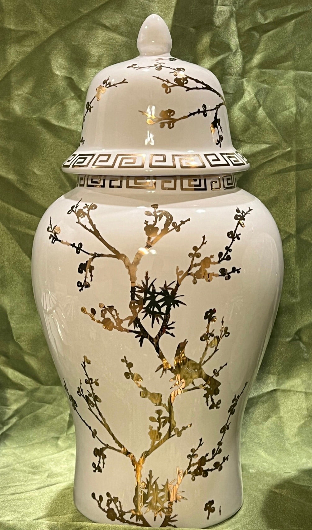 Tinajas de Ceramica Para Orishas / Ceramic Tureens for Orishas