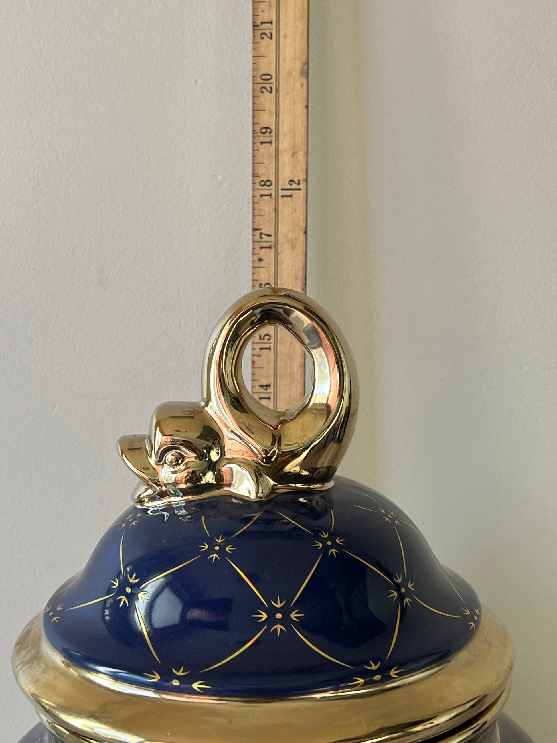 Sopera Azul Para Yemaya o Inle / Blue Tureen for Yemaya or Inle