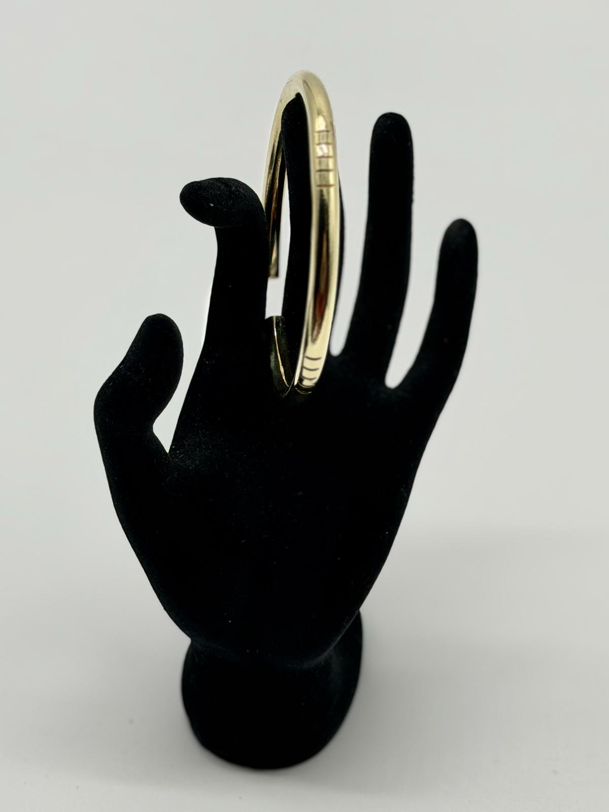 ONLY ONE Oshun Brass Bangle / SOLO UNA Manilla de Ochun en Latón