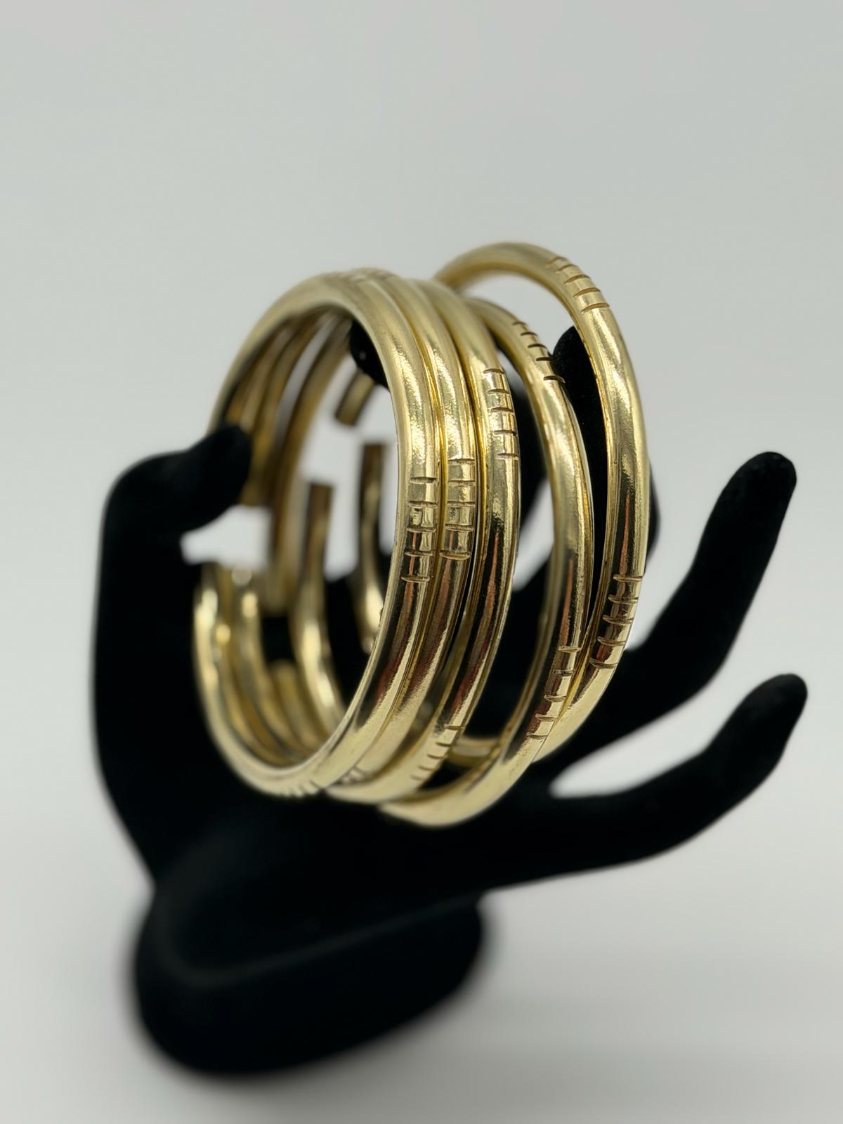 SET OF 5 - Handmade Brass Oshun Bangles / Manillas de Oshund de Latón Hechas a Mano