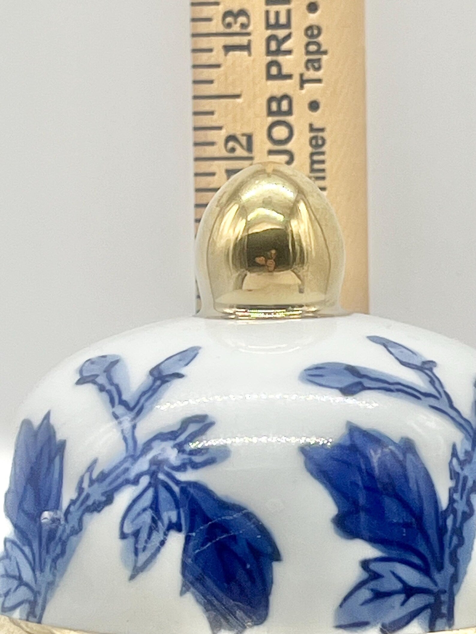 Tinaja Blanco con Azul para Orishas / White with Blue Ginger Jar for Orishas