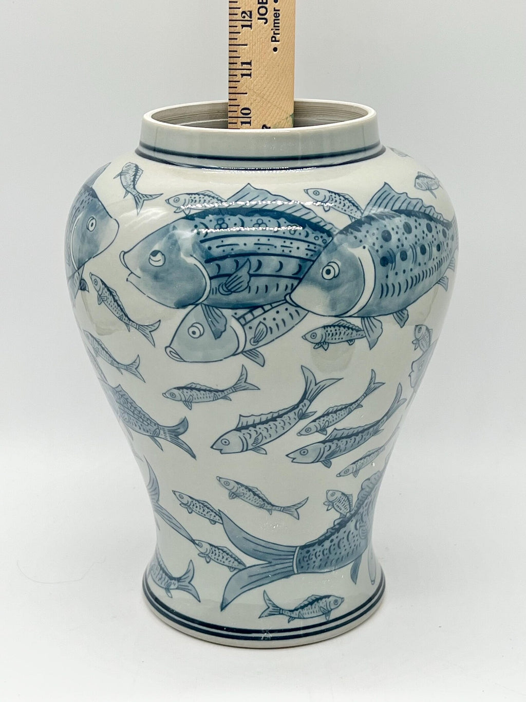 Fish Pattern Theme Ginger jar for Olokun / Jarrón de cerámica con diseño de peces para Olokun