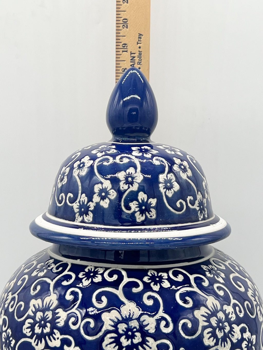 18'' Blue & White Ginger Jar for Olokun/Yemaya - 18'' Tinaja azul y blanco para Olokun/Yemaya