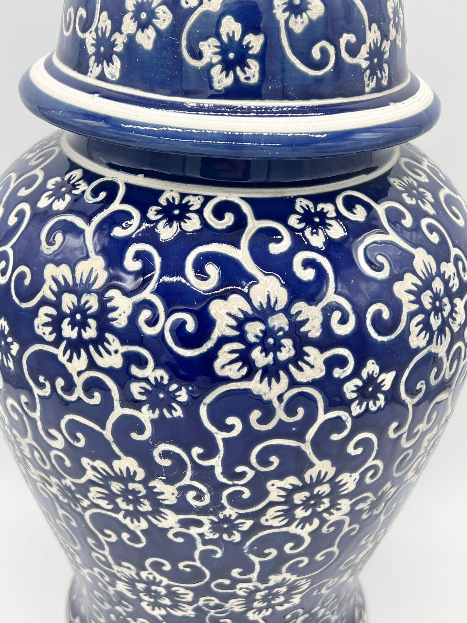 18'' Blue & White Ginger Jar for Olokun/Yemaya - 18'' Tinaja azul y blanco para Olokun/Yemaya