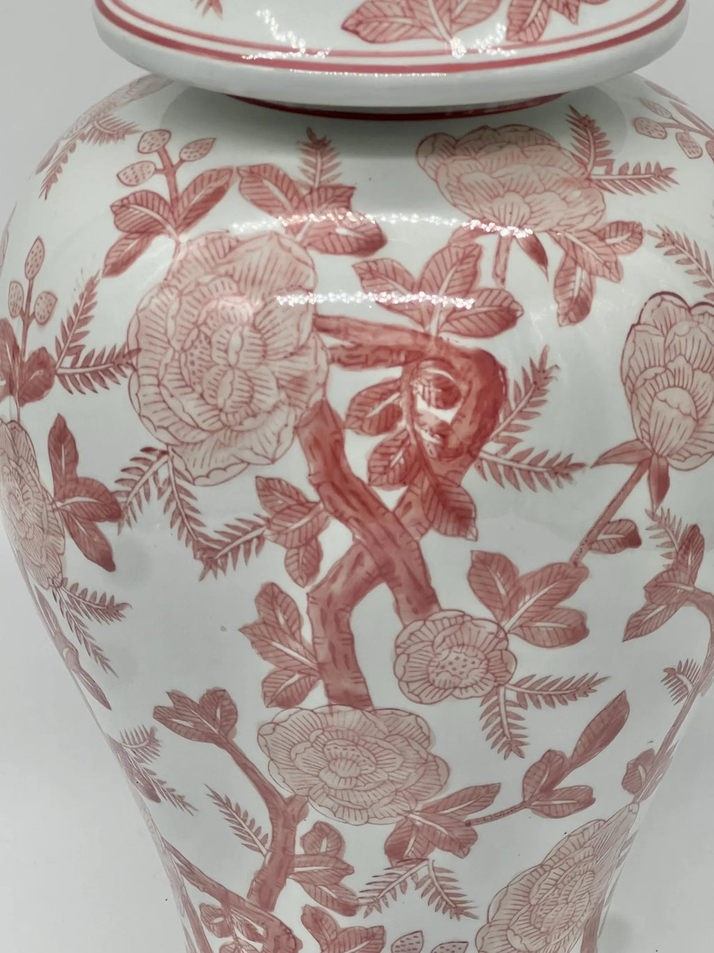 Tinaja en Cerámica Blanco con Patrones Rojos para Orishas Grande / Ginger Jar White with Red Patterns for Orishas Large