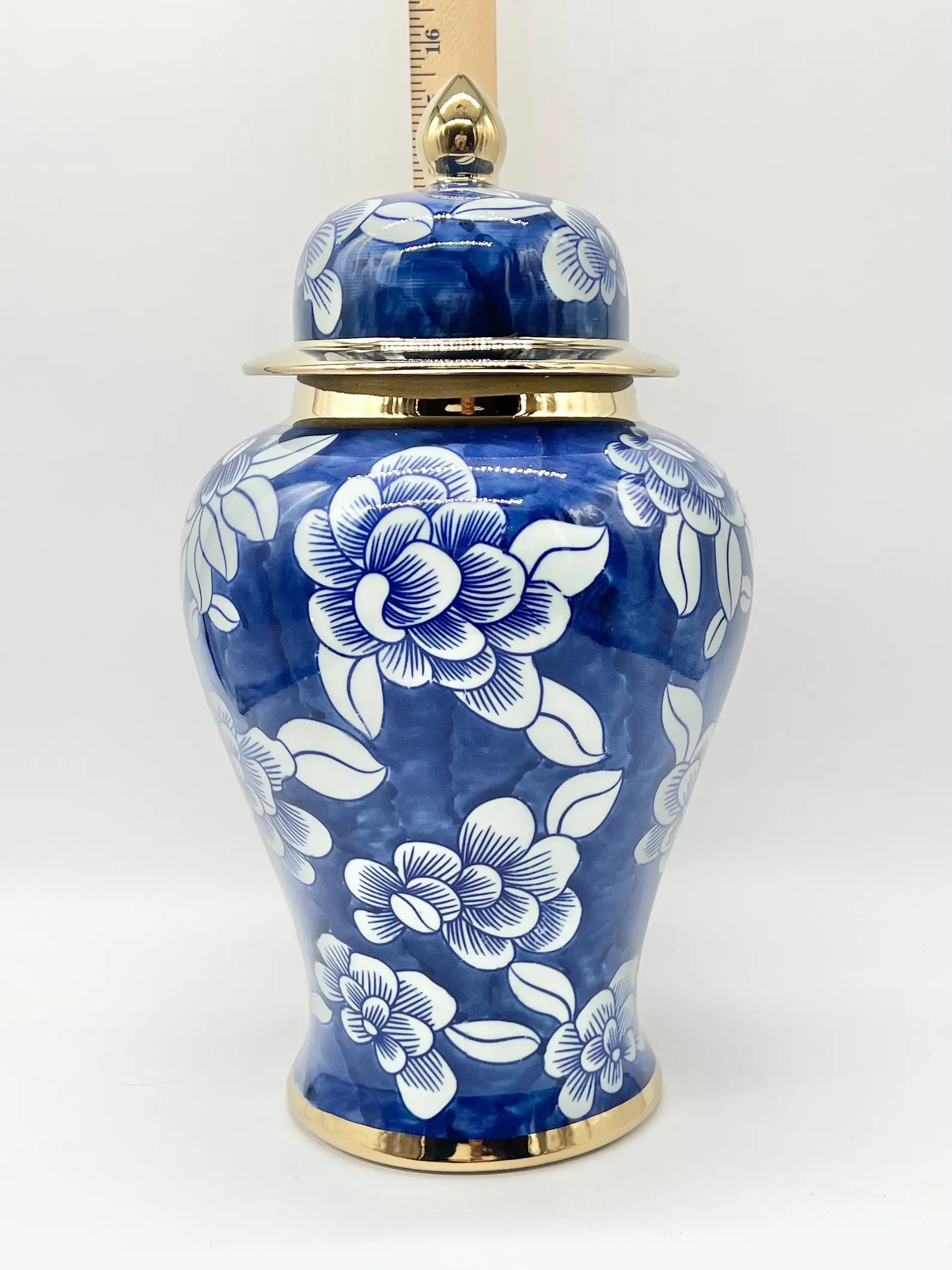 Tinaja Azul Floral para Olokun o Yemaya / Blue Floral Ginger jar for Olokun or Yemaya