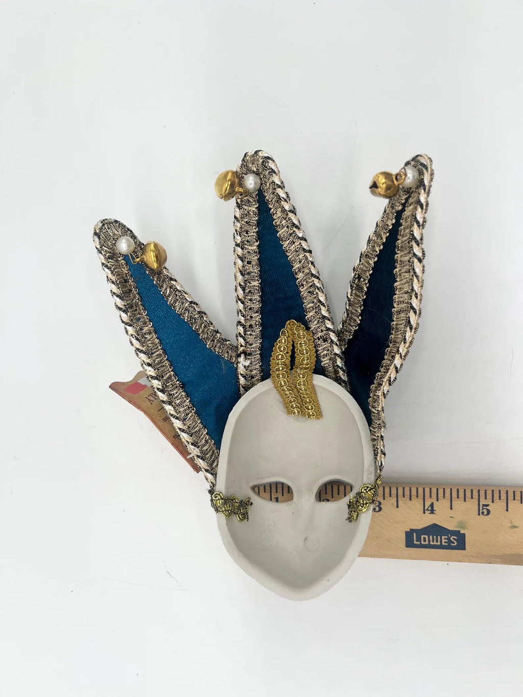 Handmade 8 inch Venetian Mask for Orishas / Máscara veneciana hecha a mano de 8 pulgada para Orishas