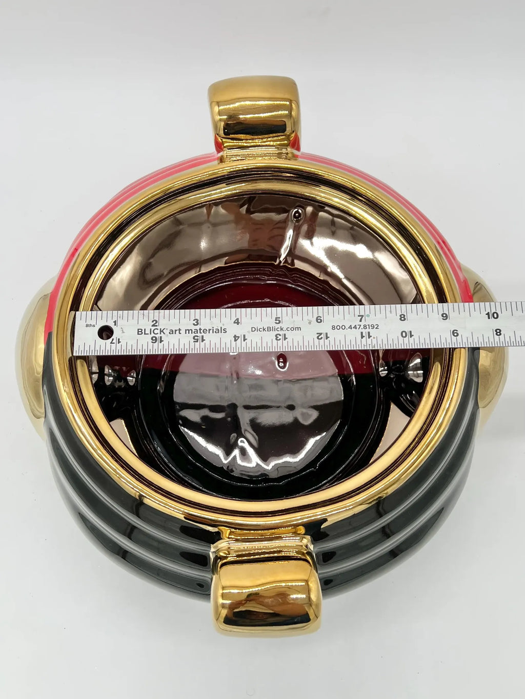 Ceramic Tinaja for Orisha crowned Eleggua / Tinaja de cerámica para Eleggua coronado