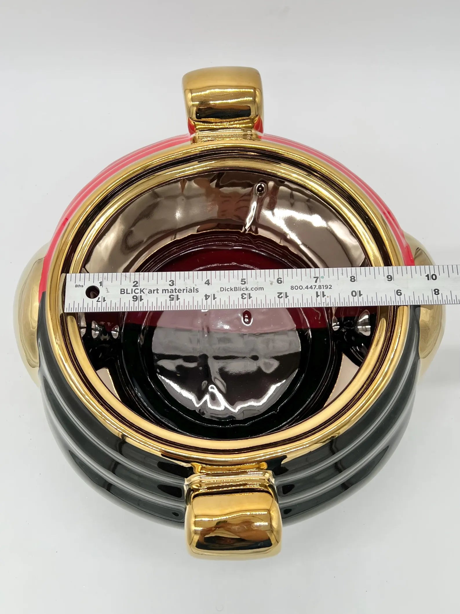 Ceramic Tinaja for Orisha crowned Eleggua / Tinaja de cerámica para Eleggua coronado