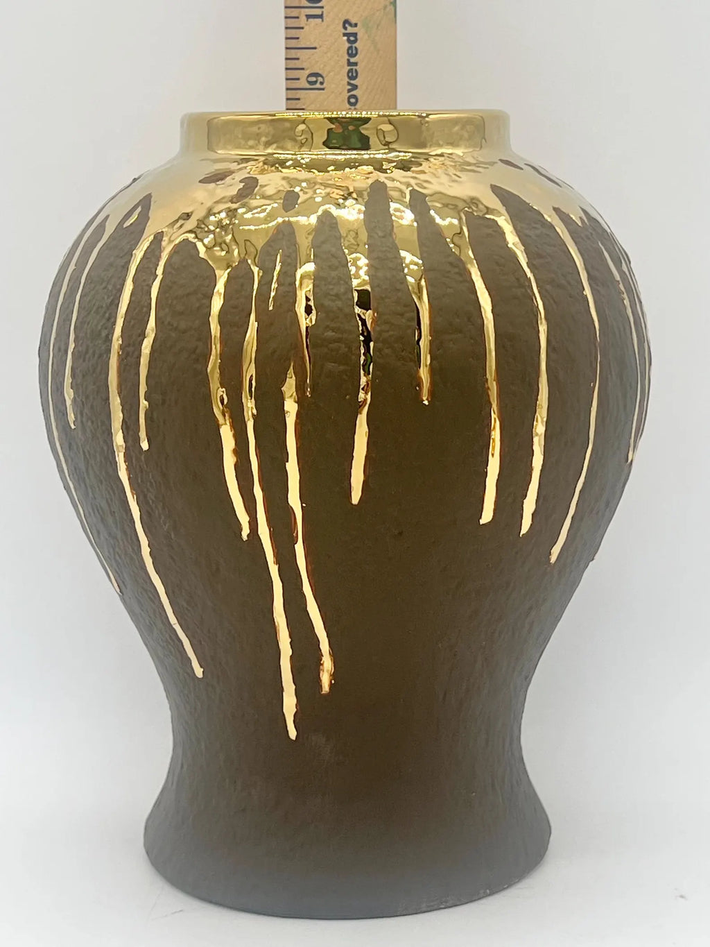 Exotic crafted 14 inch Ginger Jar for Orishas Oya/Oshun - Tinaja exótica para Orishas Oya/Oshun