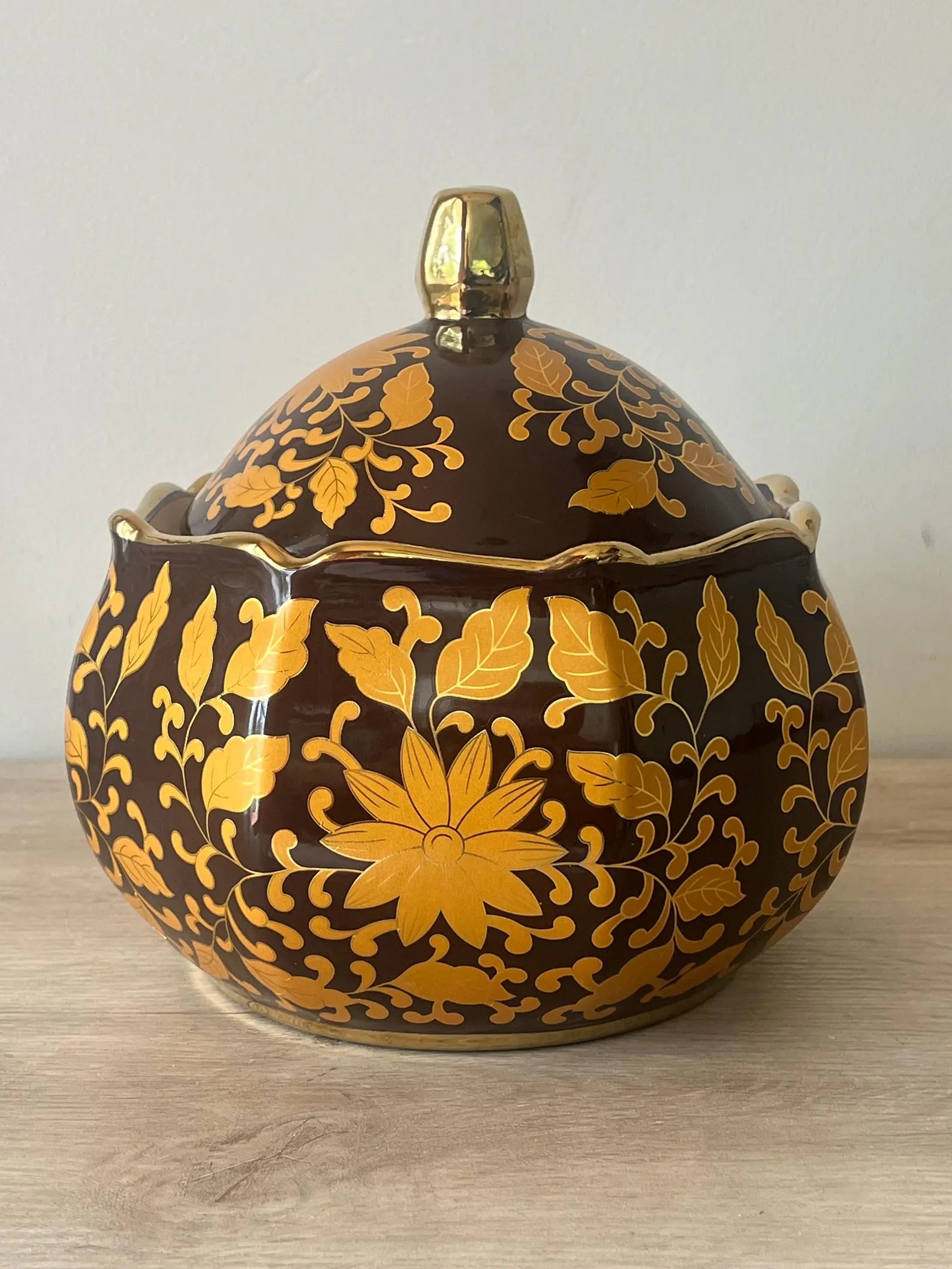 Soperas de Oya/Obatala/Yewa - Toureens for Orishas Oya/Obatala/Yewa