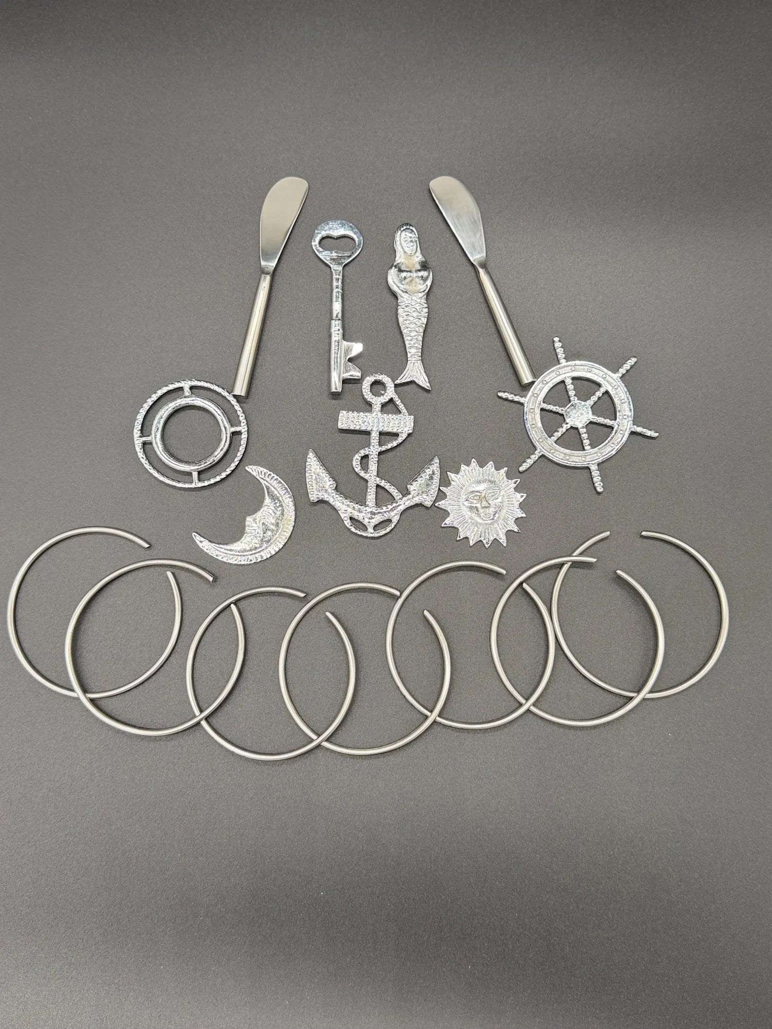 Herramientas de Yemaya en Acero Inoxidable / Stainless Steel Yemaya Tools