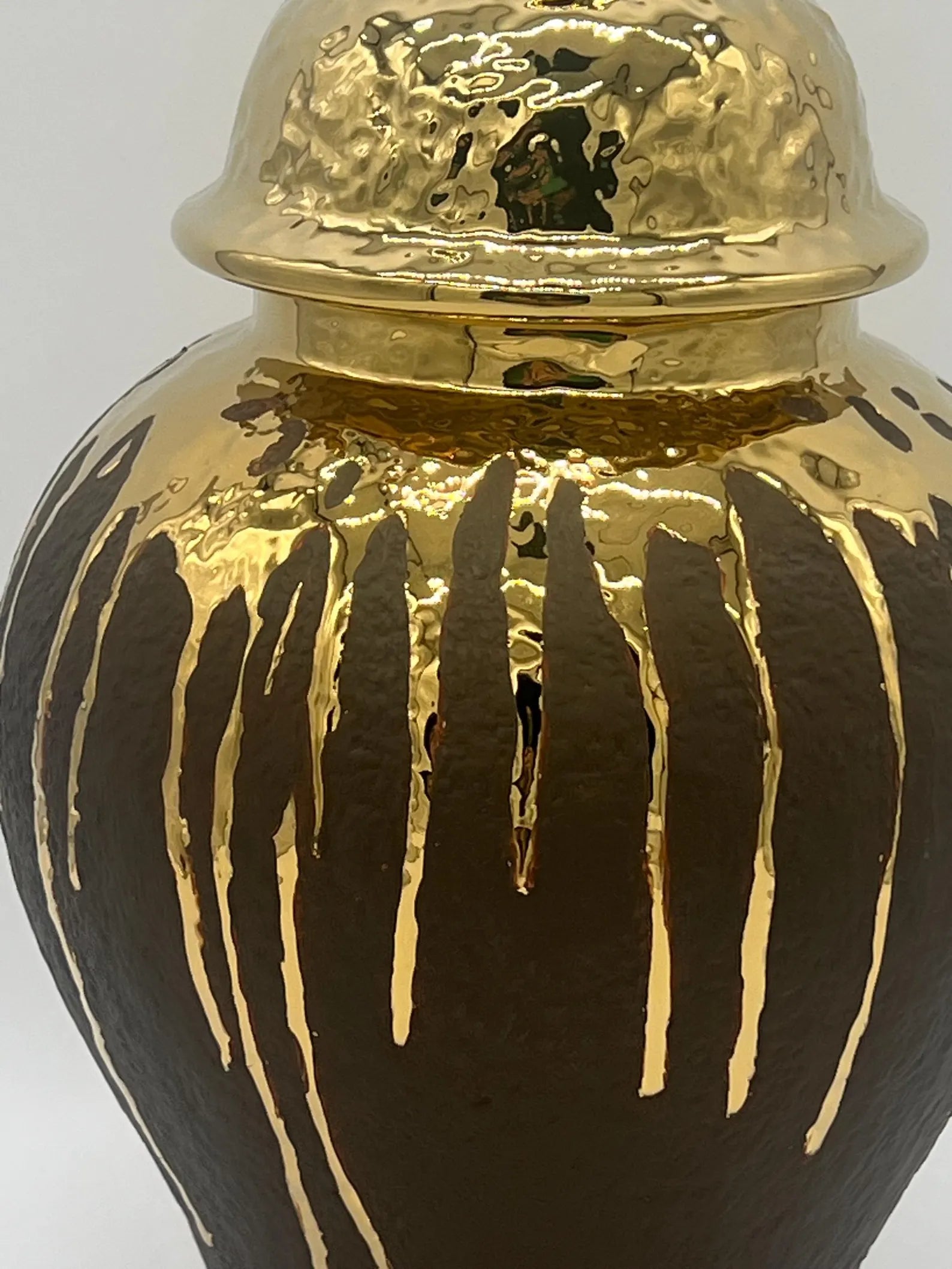 Exotic crafted 14 inch Ginger Jar for Orishas Oya/Oshun - Tinaja exótica para Orishas Oya/Oshun