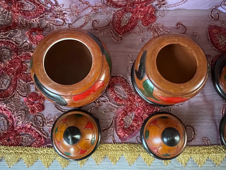 Small Handcrafted Wooden Bateas / Pequeñas Bateas de madera hechas a mano