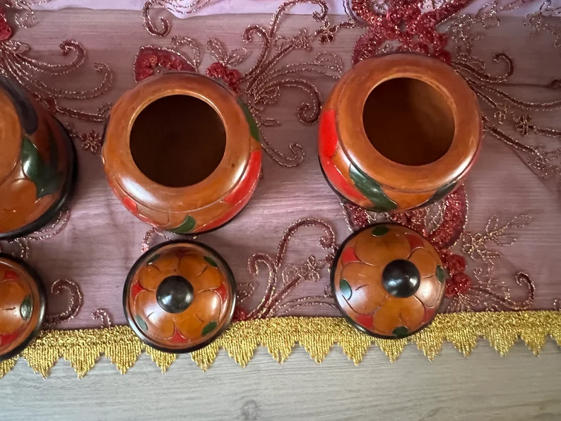 Small Handcrafted Wooden Bateas / Pequeñas Bateas de madera hechas a mano
