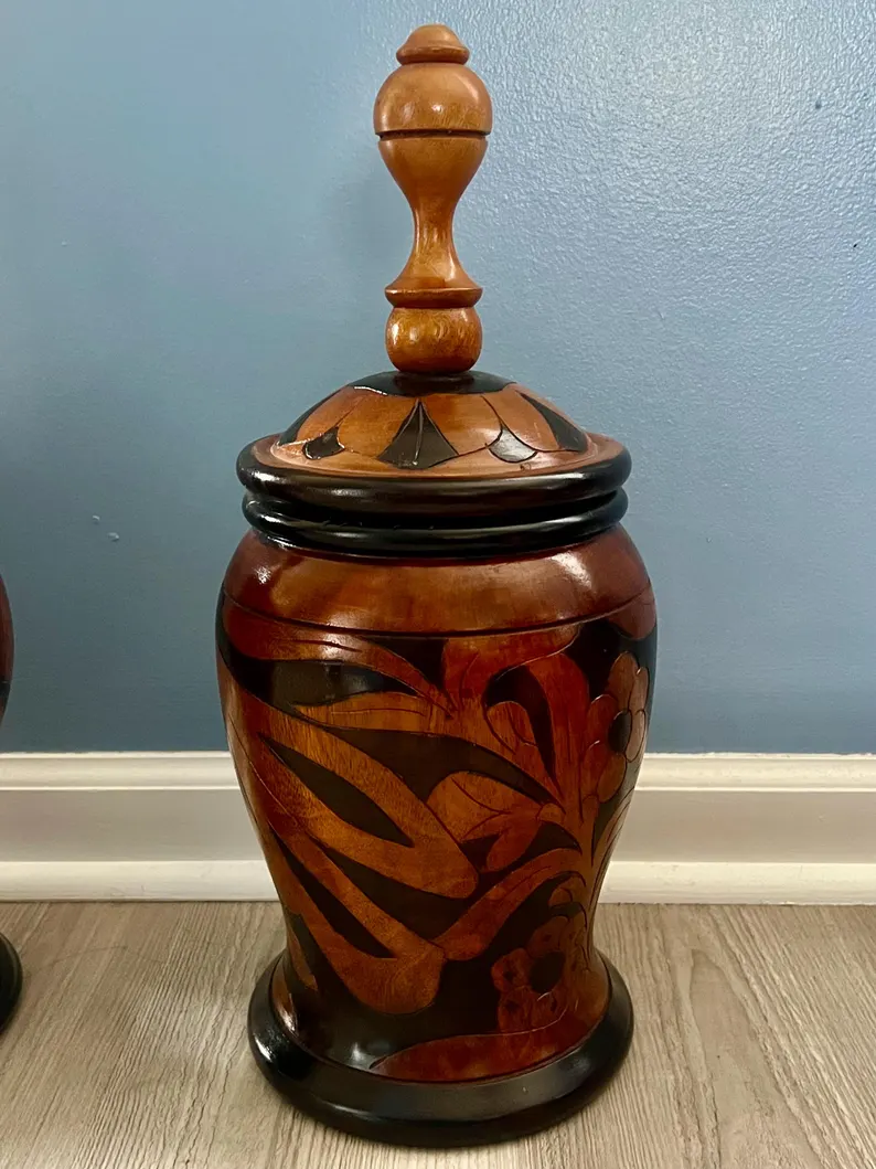 Hand Carved Wooden Basin / Lebrillo De Aggayu