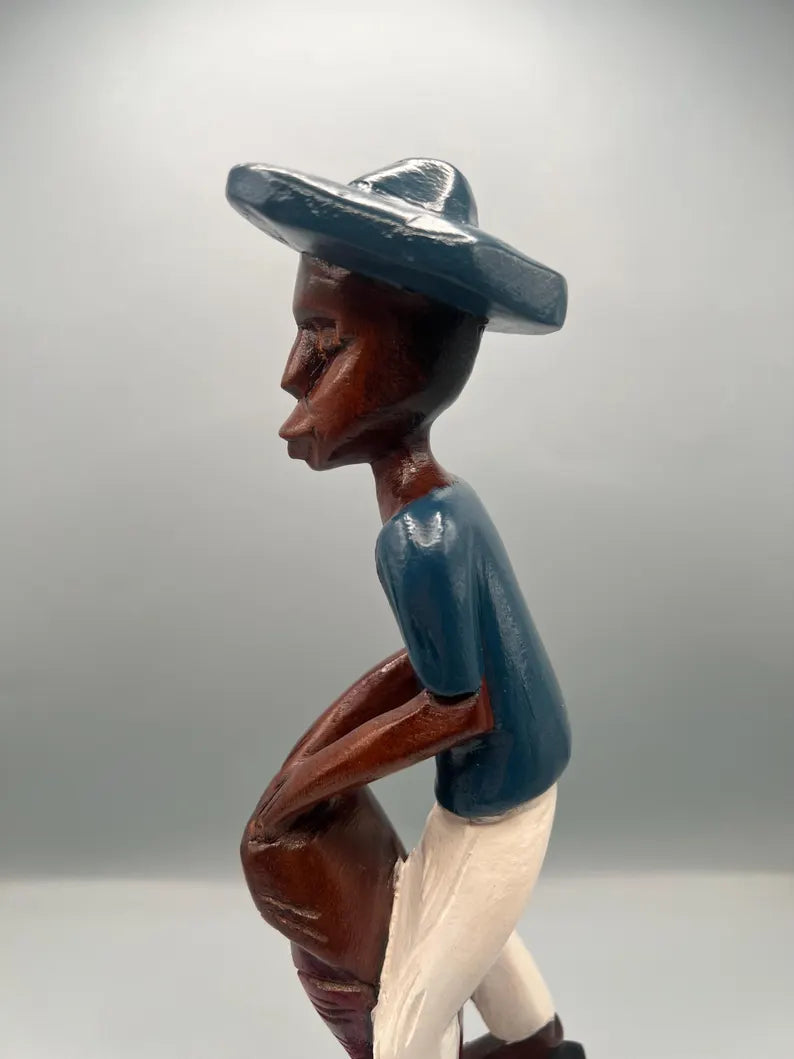 Handcrafted Muerto Wooden Statue Set / Set de Estatuas Talladas a Mano