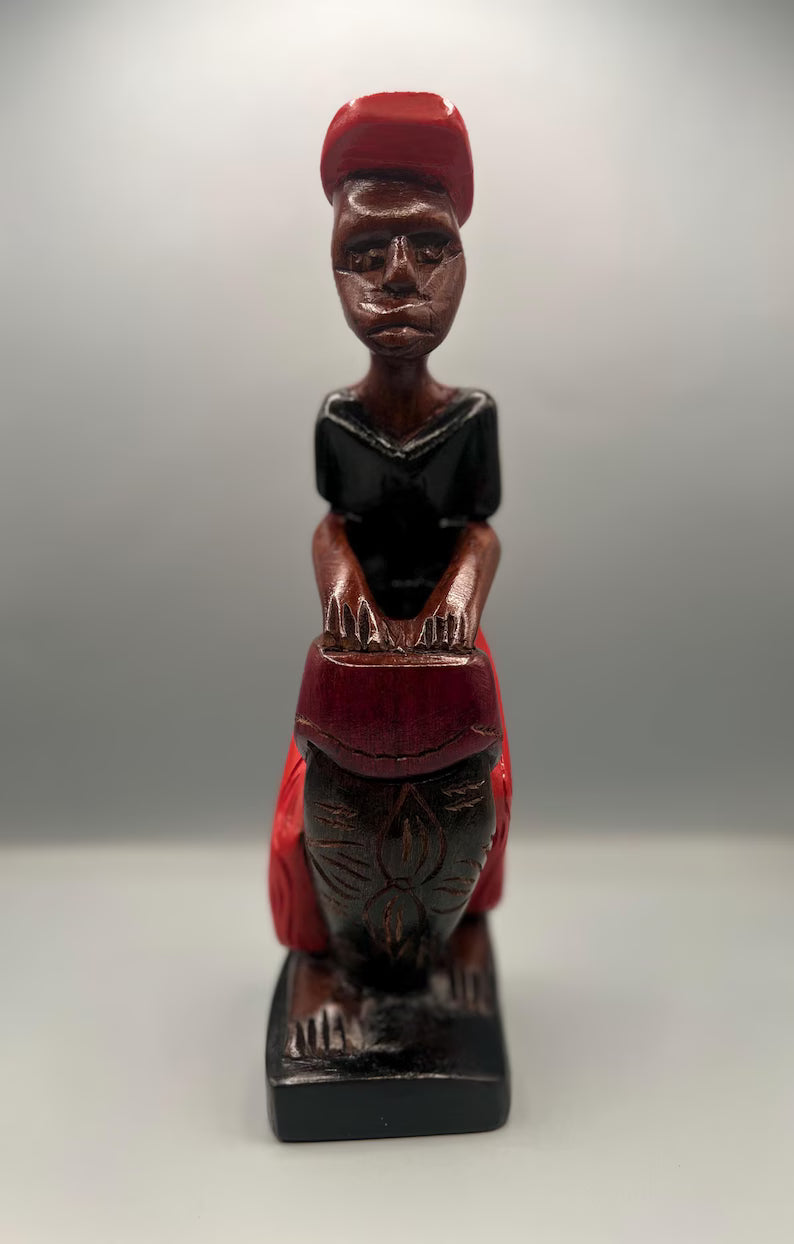 Handcrafted Muerto Wooden Statue Set / Set de Estatuas Talladas a Mano