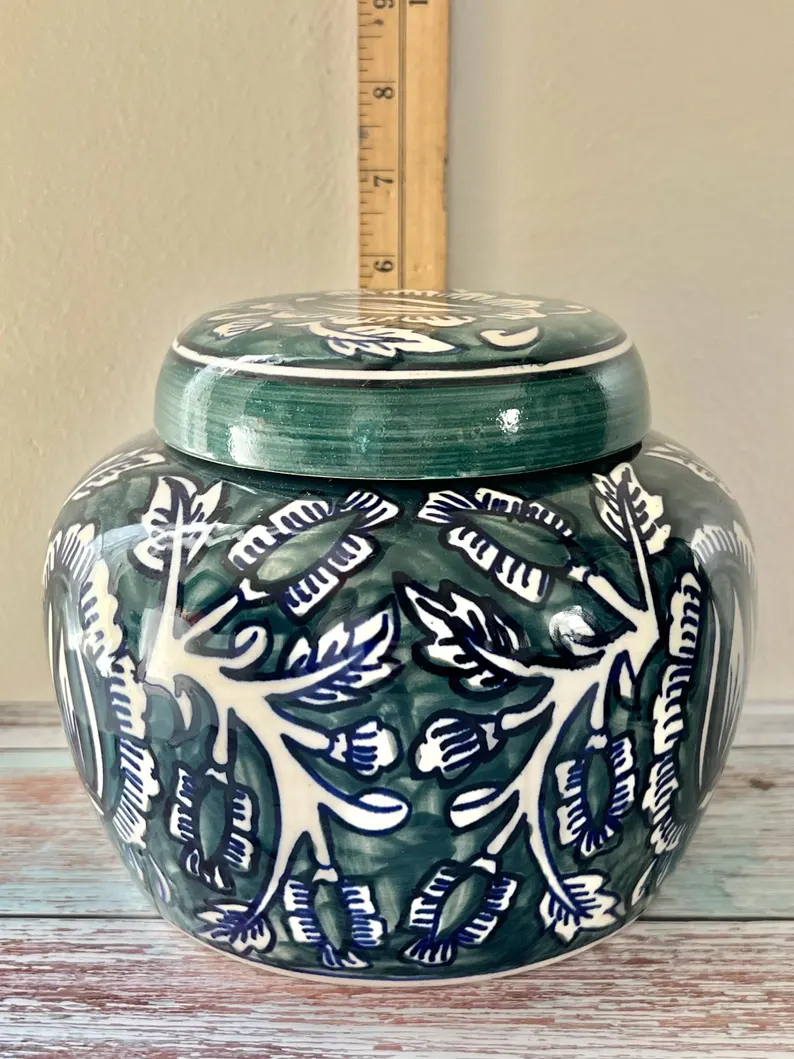 Inle y Abata - Set de Tinajas / Inle and Abata - Ginger Jars Set