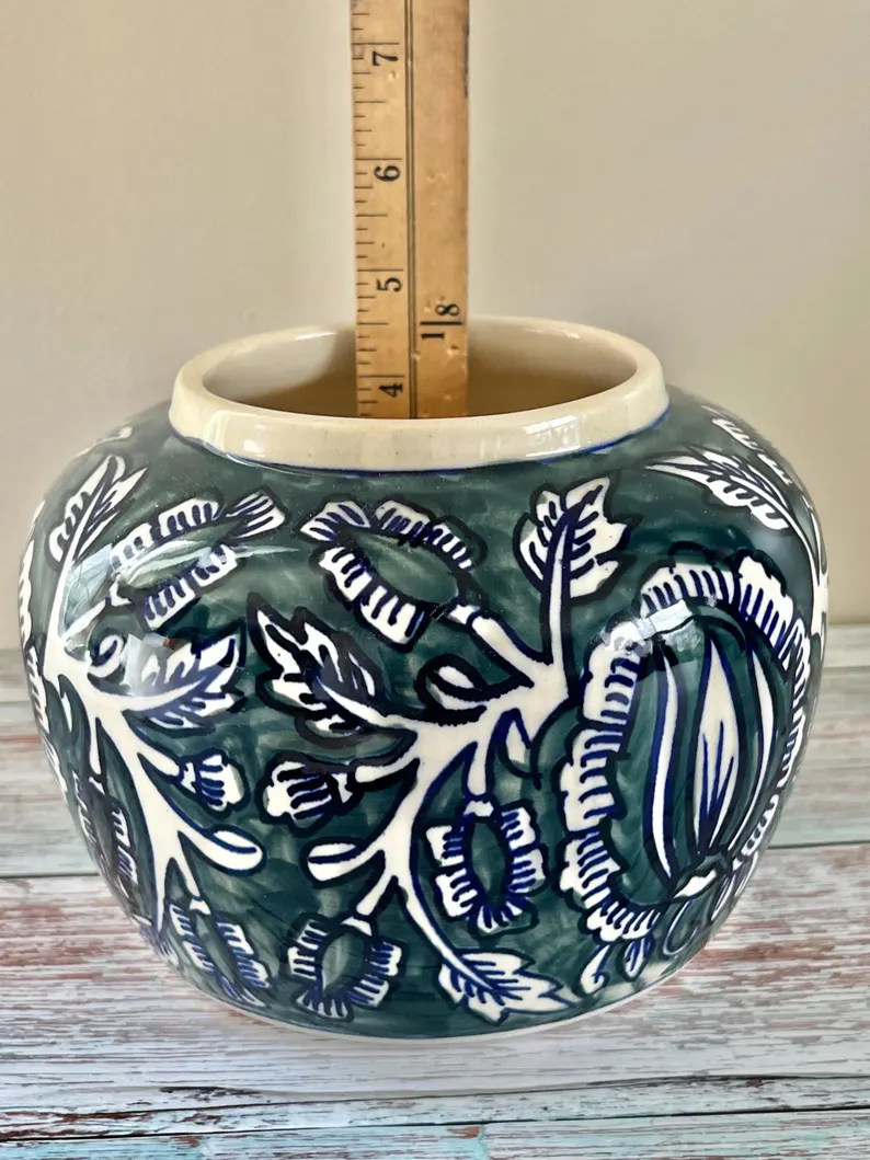 Inle y Abata - Set de Tinajas / Inle and Abata - Ginger Jars Set