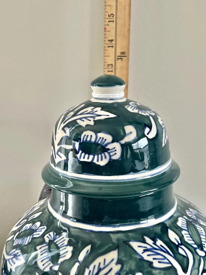 Inle y Abata - Set de Tinajas / Inle and Abata - Ginger Jars Set