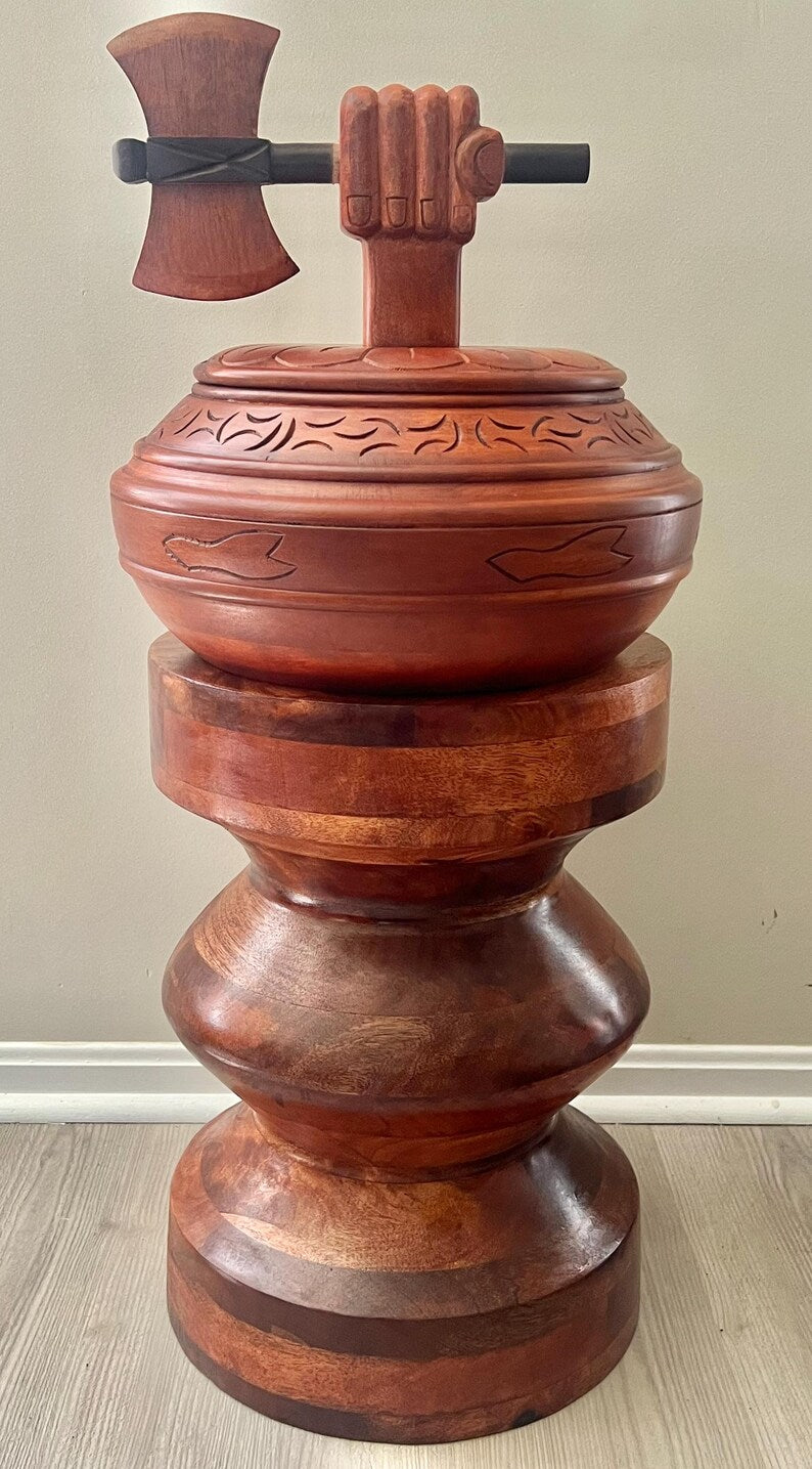 Batea Para Chango Grande con Hacha / Large Wooden Batea with Axe
