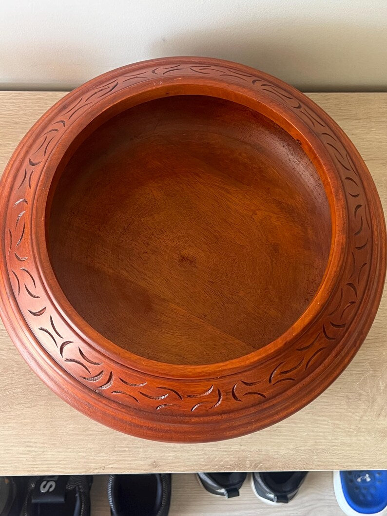 Batea Para Chango Grande con Hacha / Large Wooden Batea with Axe