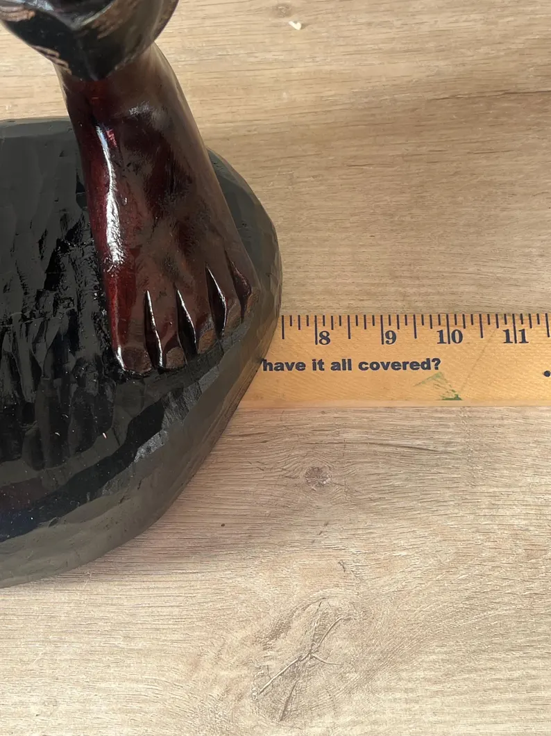 Wooden hand carved Muerto 31 inch statue / Estate de Madera tallada a Mano de 31 pulgadas