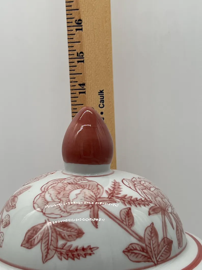 Tinaja en Ceramica Blanco con Patrones Rojos para Orishas / Ginger Jar White with Red Patterns for Orishas