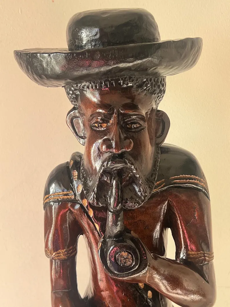 Wooden hand carved Muerto 31 inch statue / Estate de Madera tallada a Mano de 31 pulgadas