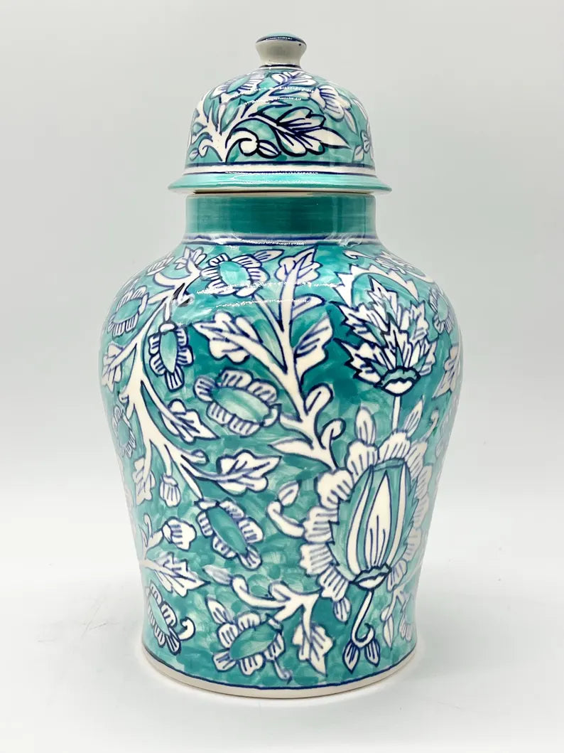 Aqua & White Ginger Jar / Tinaja Aguamarina y Blanca para Orishas