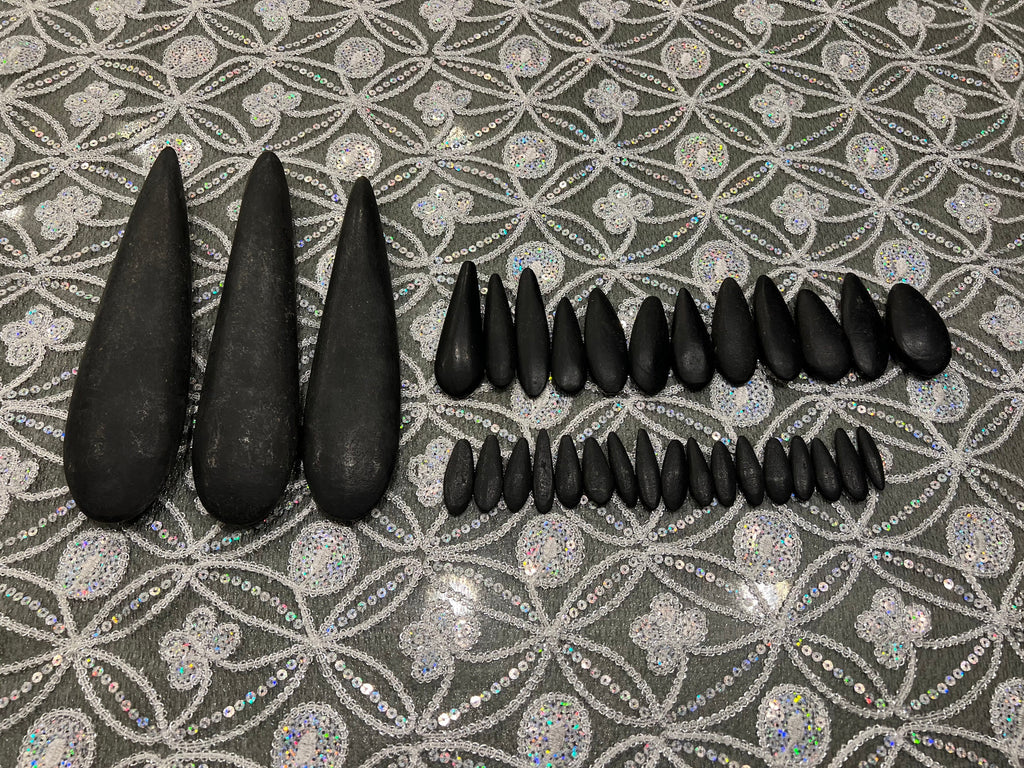 Authentic Black Lighting Stone / Piedra de Rayo