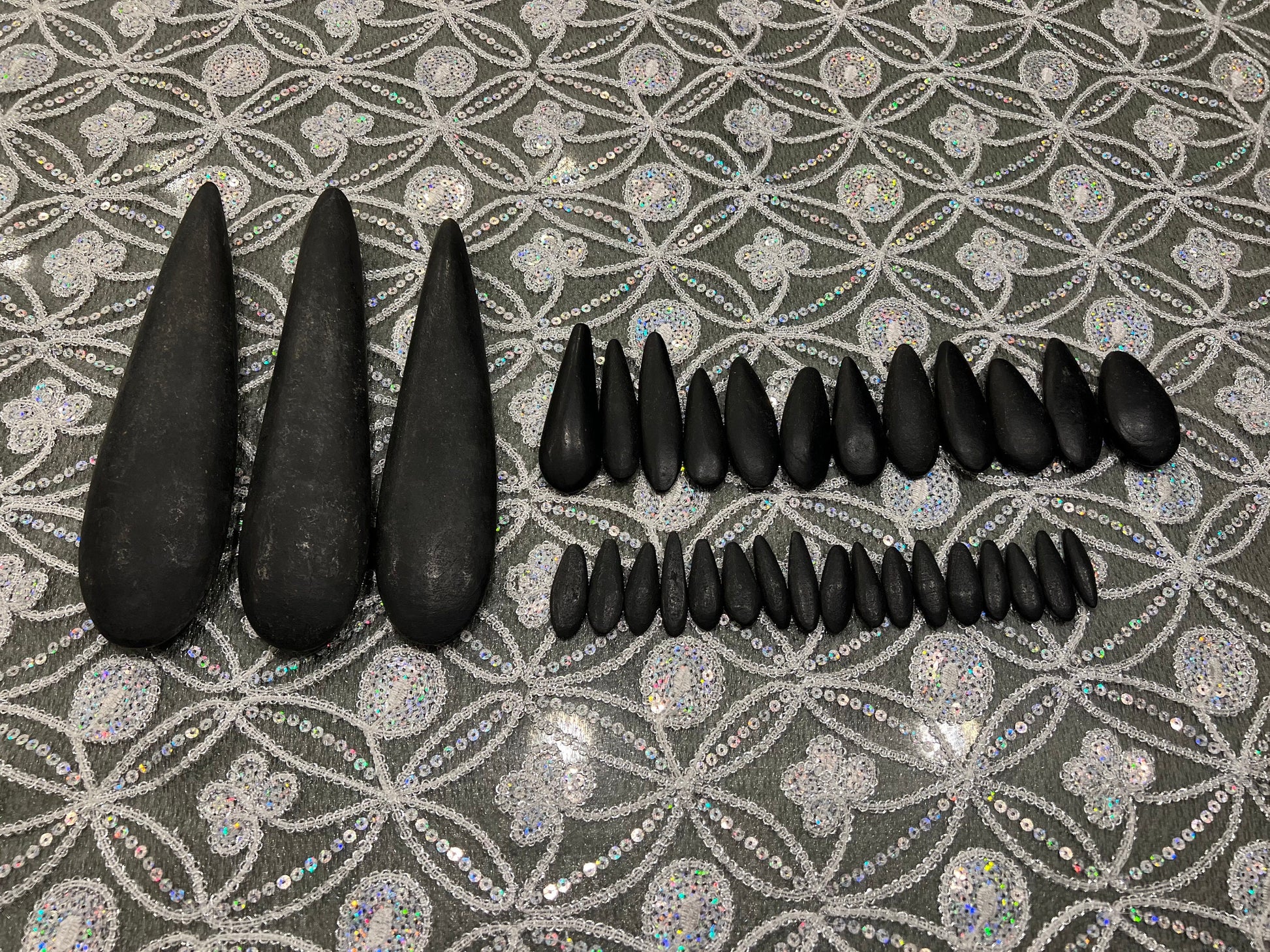 Authentic Black Lighting Stone / Piedra de Rayo
