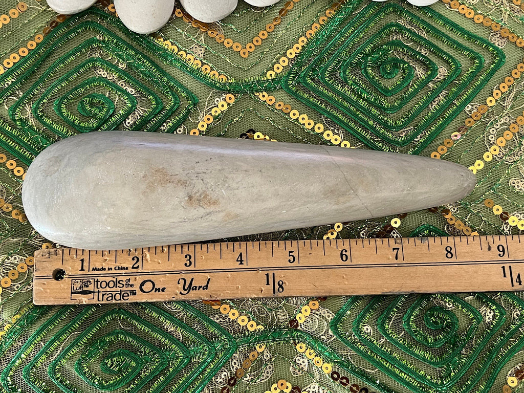 Rare White Lighting Stone / Piedra de Rayo Blanca