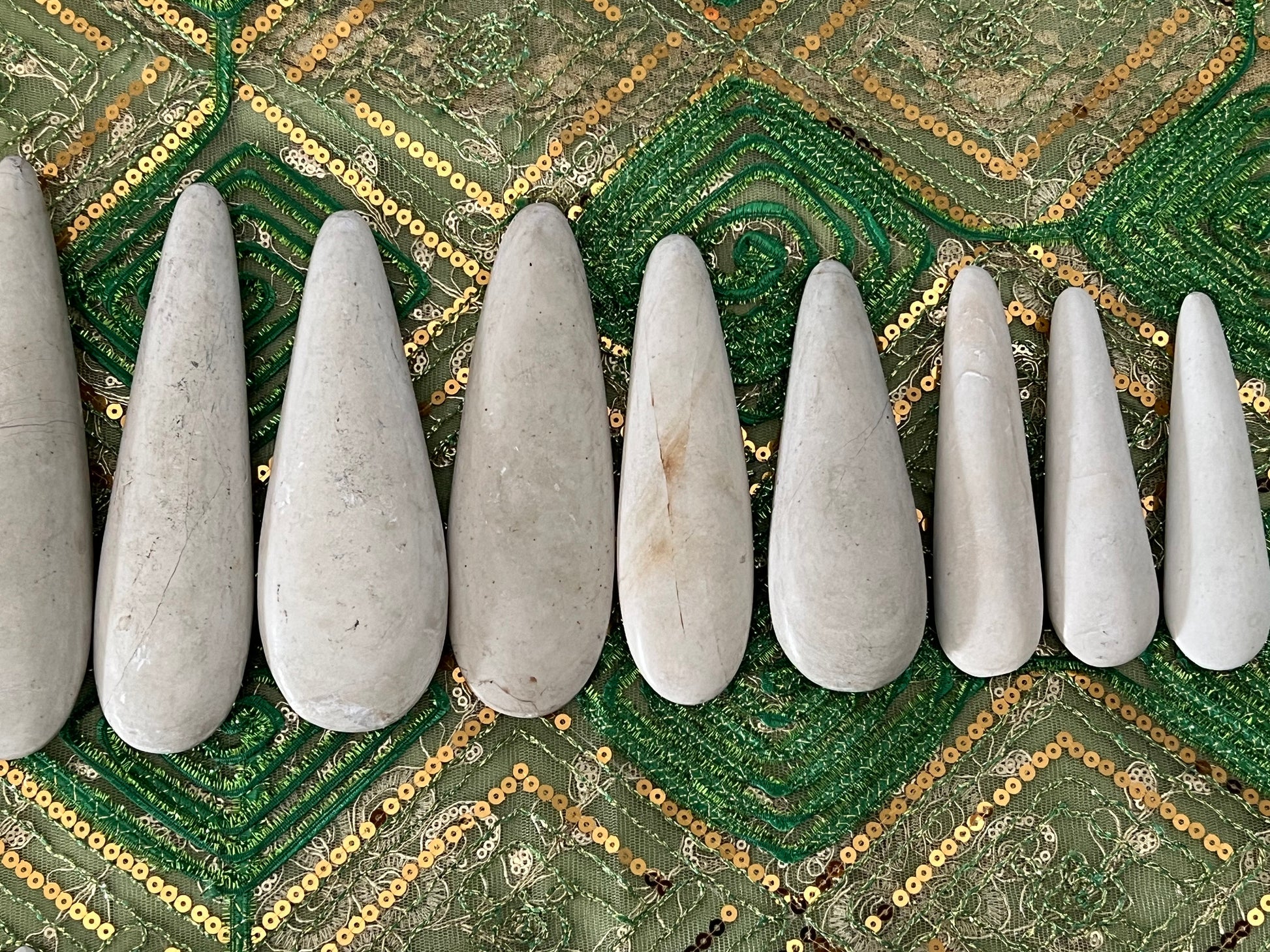 Rare White Lighting Stone / Piedra de Rayo Blanca