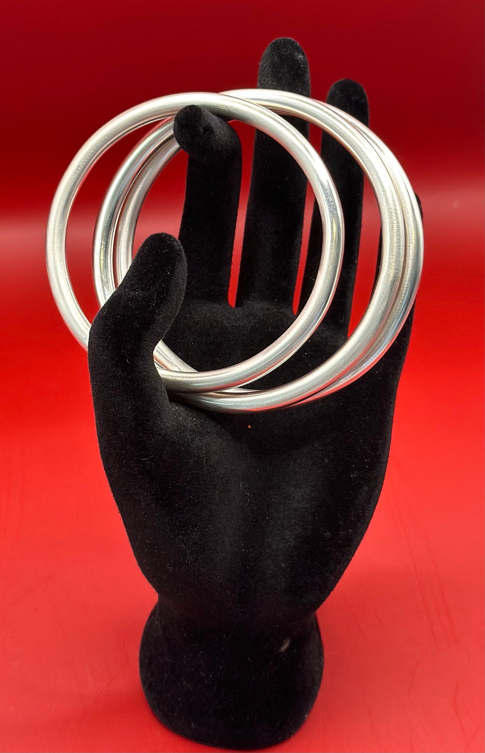 Manilla de Obatala Plata Fina Calibre .999 4 gauge - Gruesor extra gruesa/ Obbatala Bangle in .999 Fine Silver 4 gauge - extra thick