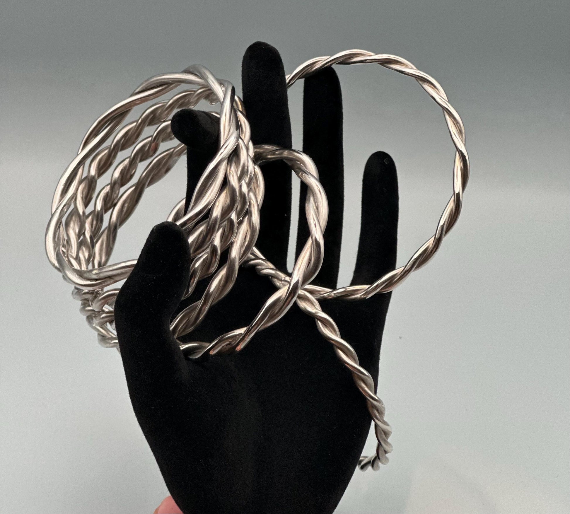 Handmade .999 Fine Silver Ochossi Bangle - Traditional 8 Gauge