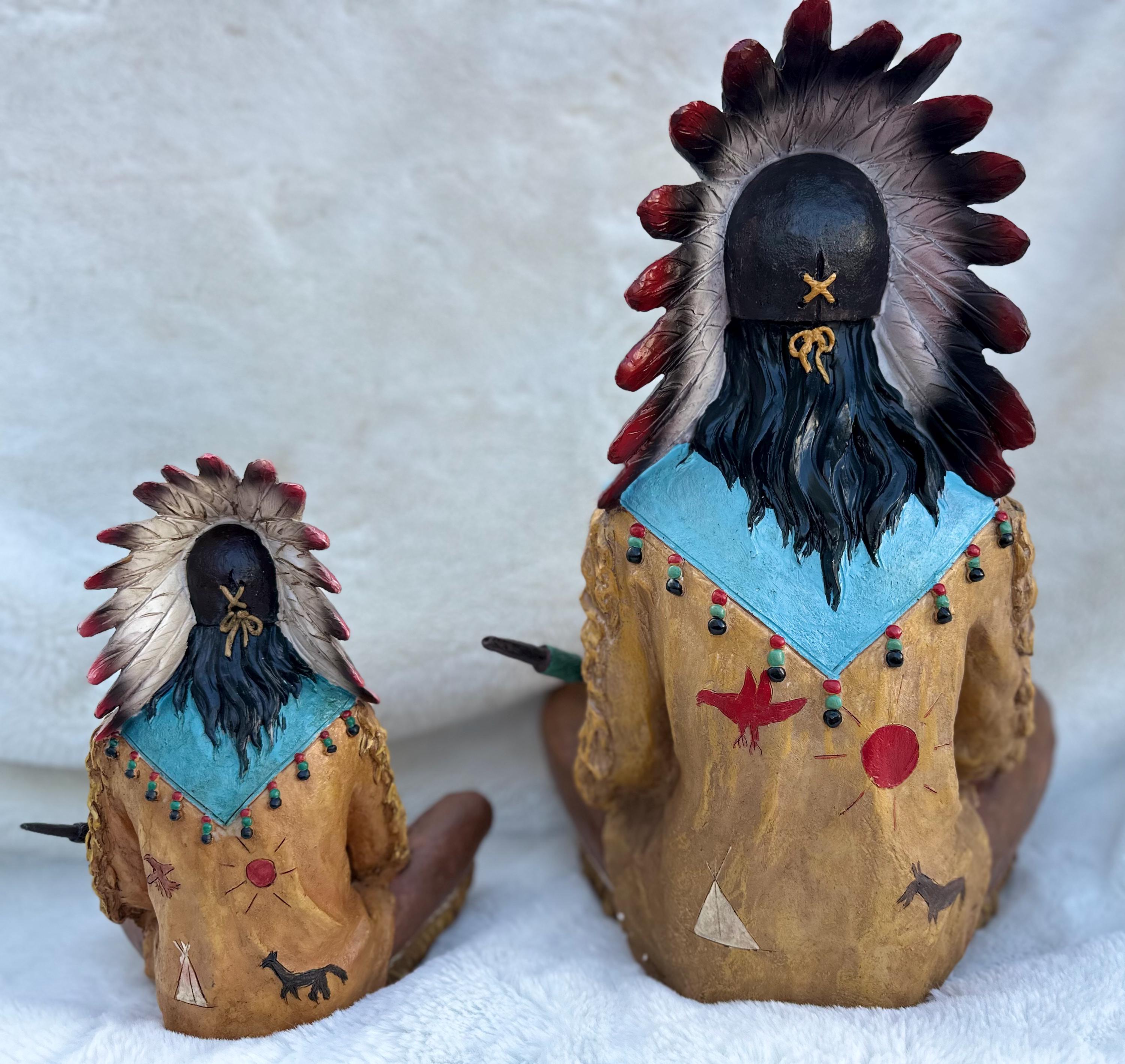Sitting Cross-Legged Native American Indian with Feather Headdress and Pipe 10 & 18 inches/ Jefe Indio Sentado