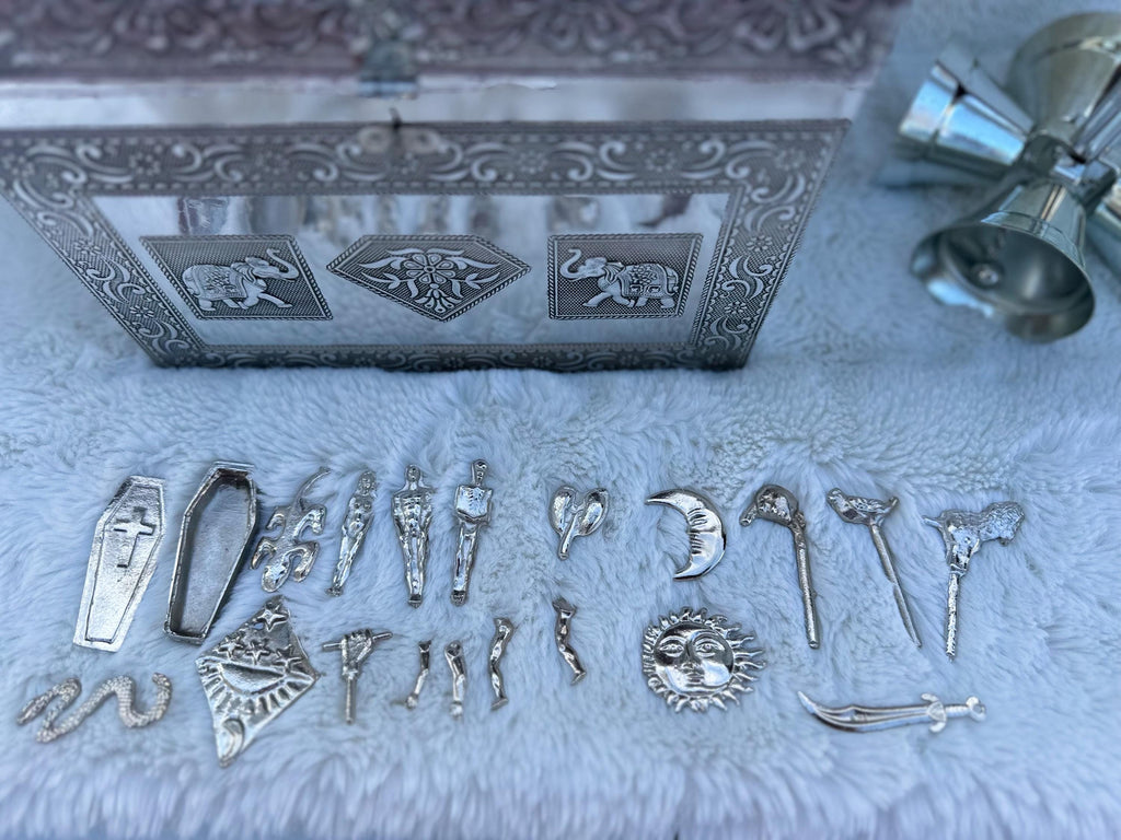 Oduduwa Set: Orisha Chest, Tools, and Agogo