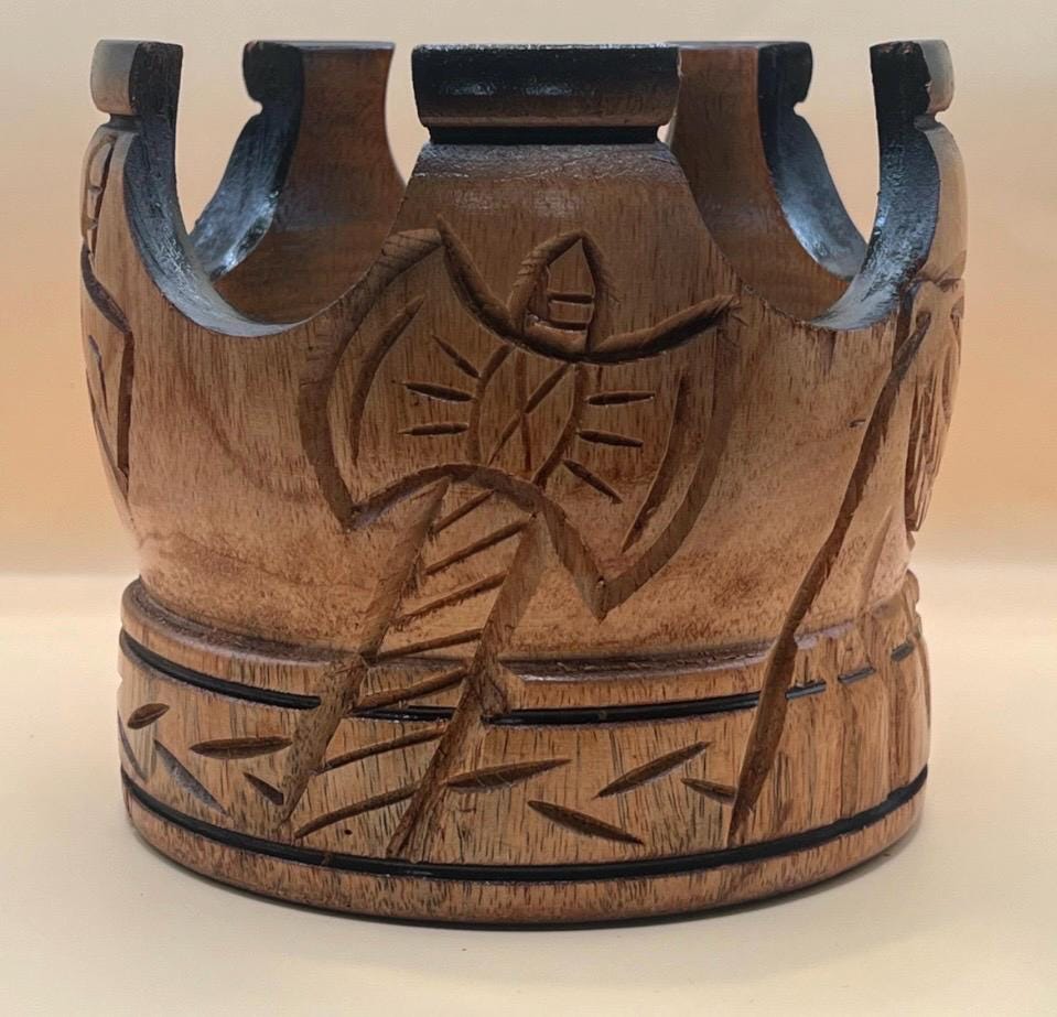 Wooden Batea and Pilon Set for Shango: Includes Lightning Stone & Crown