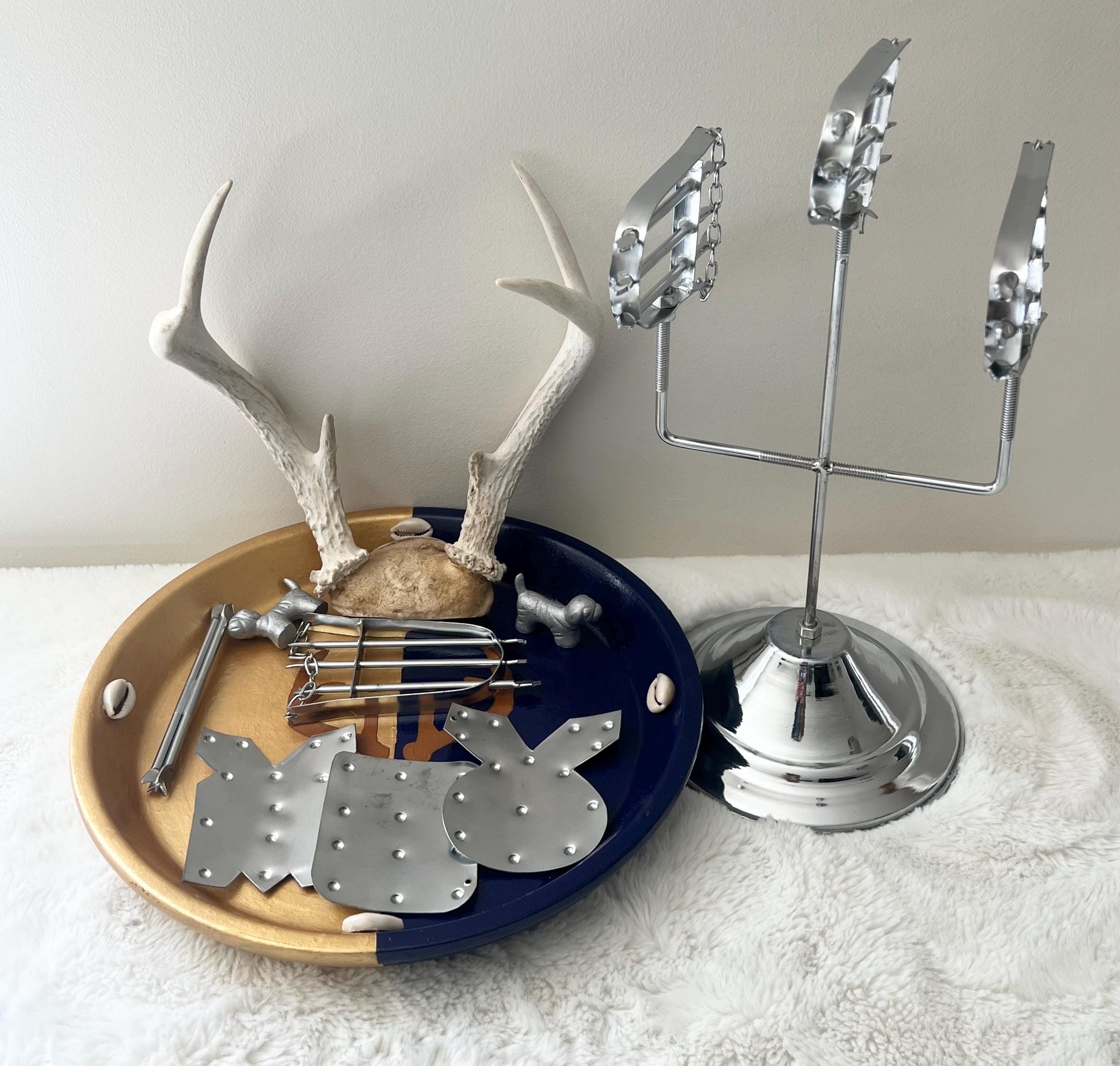 Ochosi Set with Deer Antlers, Tools, and Decorated Plate